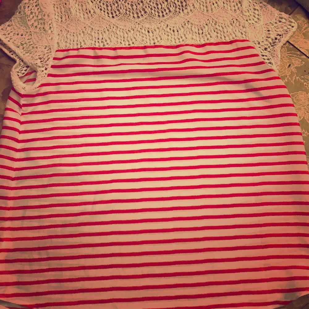 Gap shirt size L